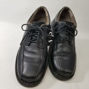 Black Pebble Leather Bicycle Toe Casual Walking